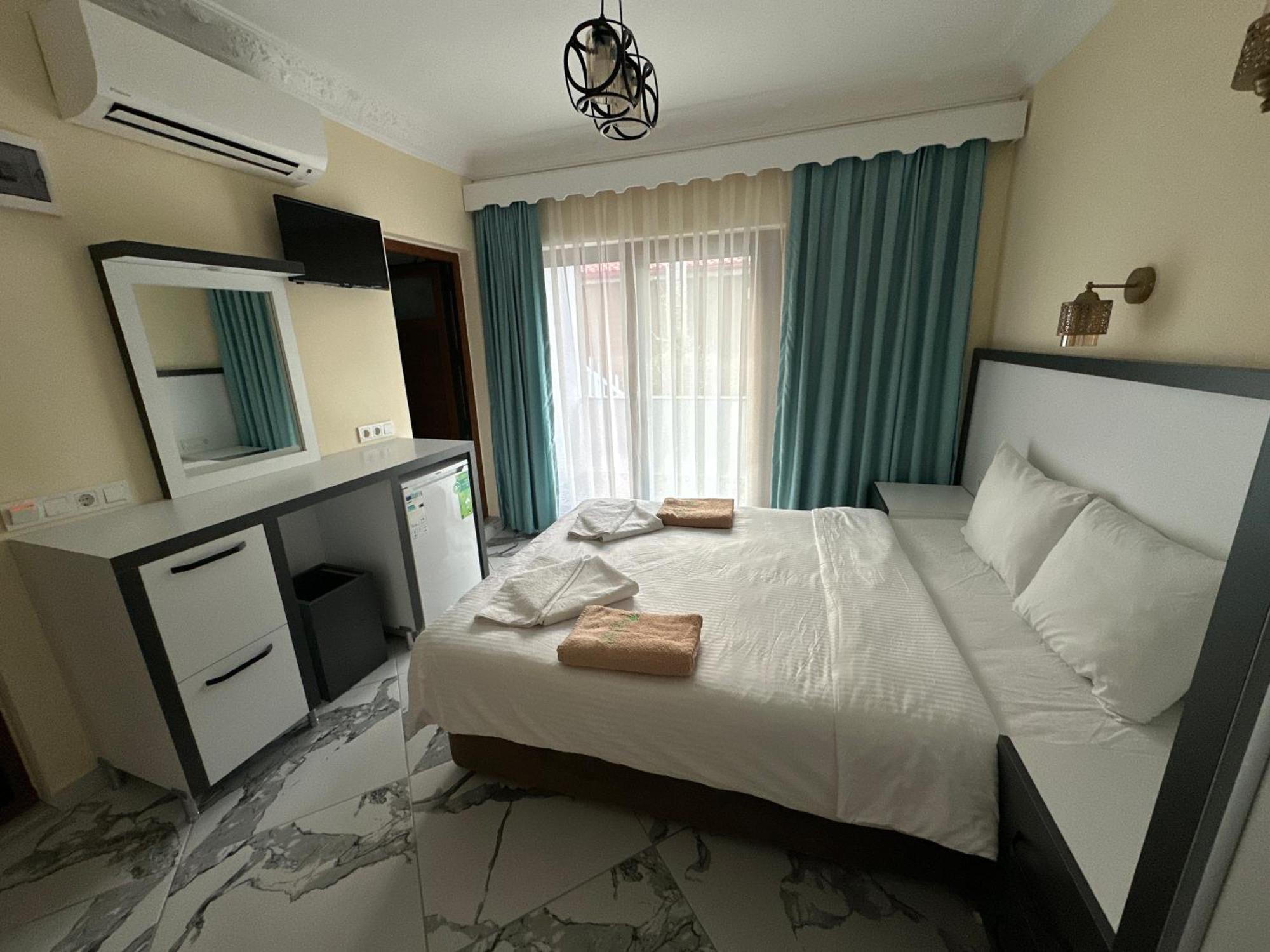 Palm Konak Hotel Çıralı Zewnętrze zdjęcie